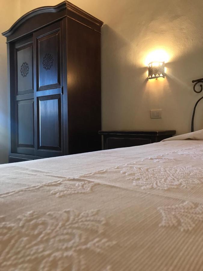 Domo Antiga Guest Rooms Sorso Ngoại thất bức ảnh