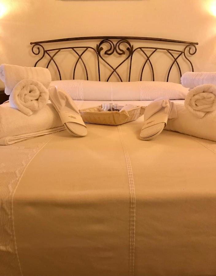 Domo Antiga Guest Rooms Sorso Ngoại thất bức ảnh